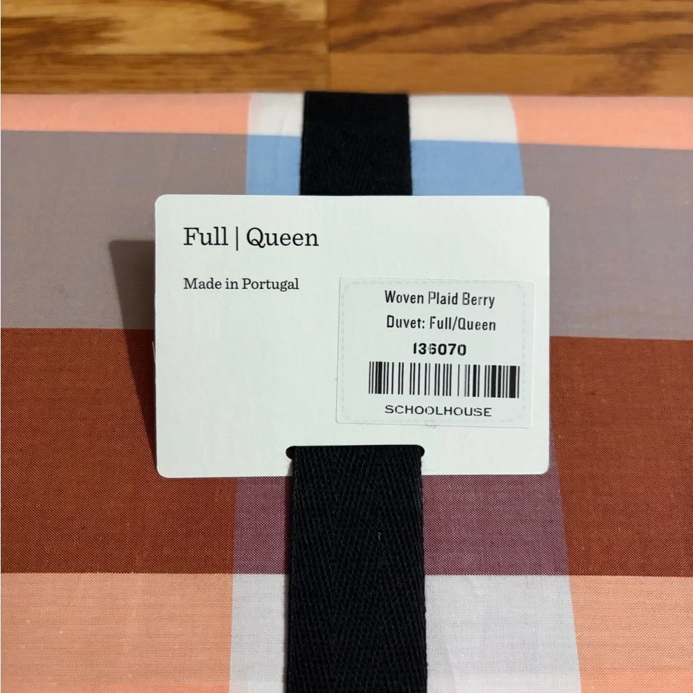 NEW Schoolhouse Woven Plaid Berry Duvet Cover Full/Queen